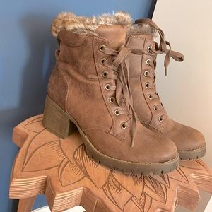 Steve Madden faux fur lined boots